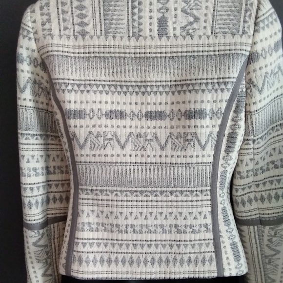 Princess Neckline Tailored Jacket - Picture 9 of 15